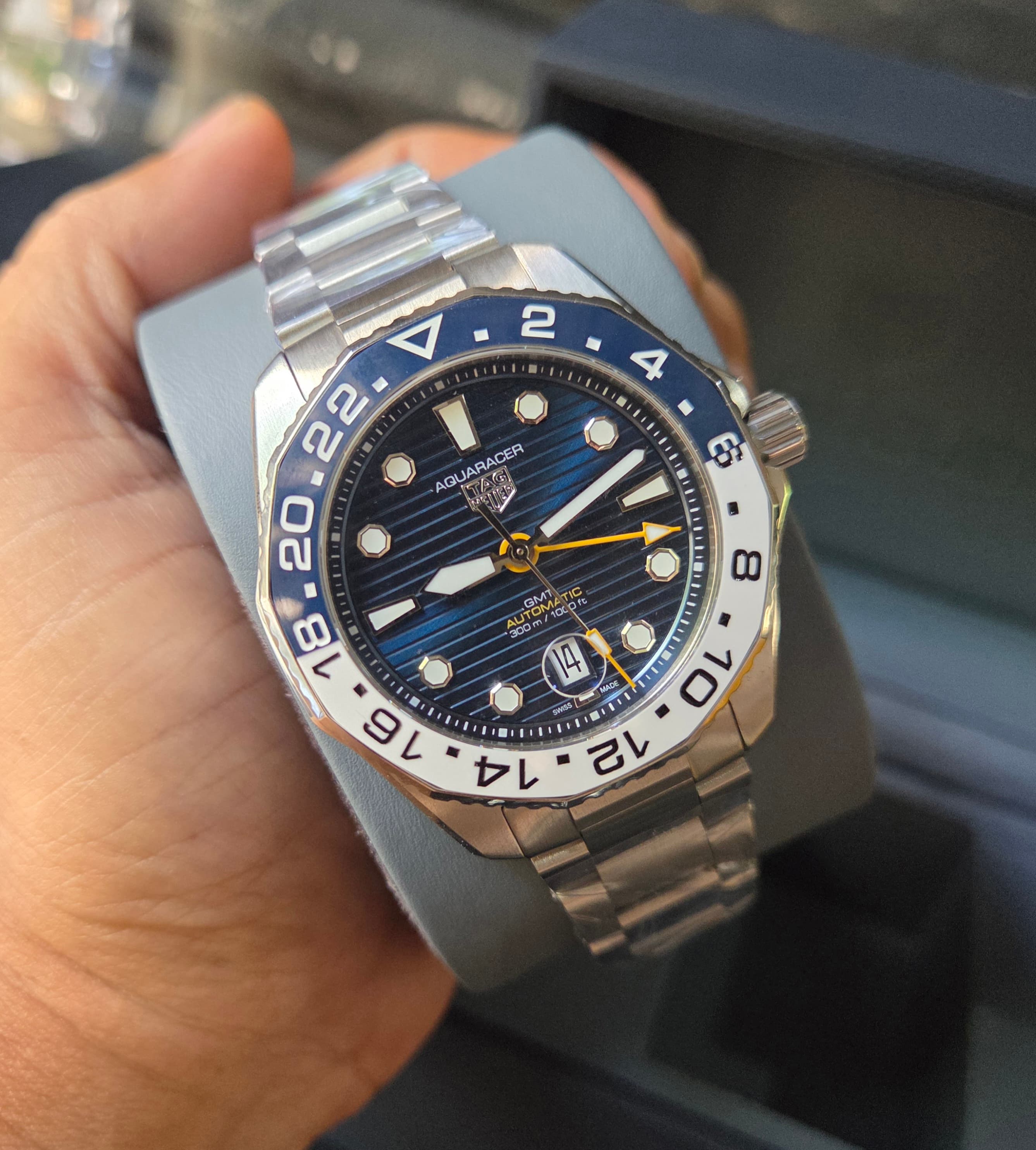 TAG Heuēr Aquaracer WBP2010.BA0632 Professional 300 GMT Automatic