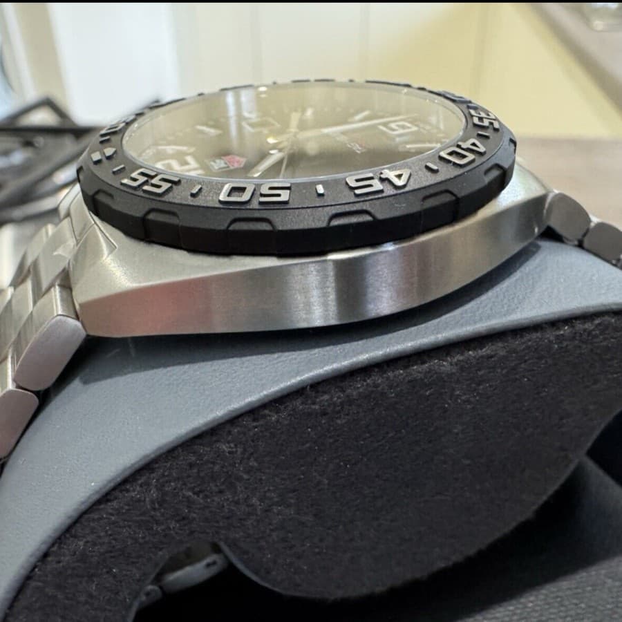 Gambar dari Tag Heuer Formula 1 WAZ1110.BA0875 Men's Black Watch