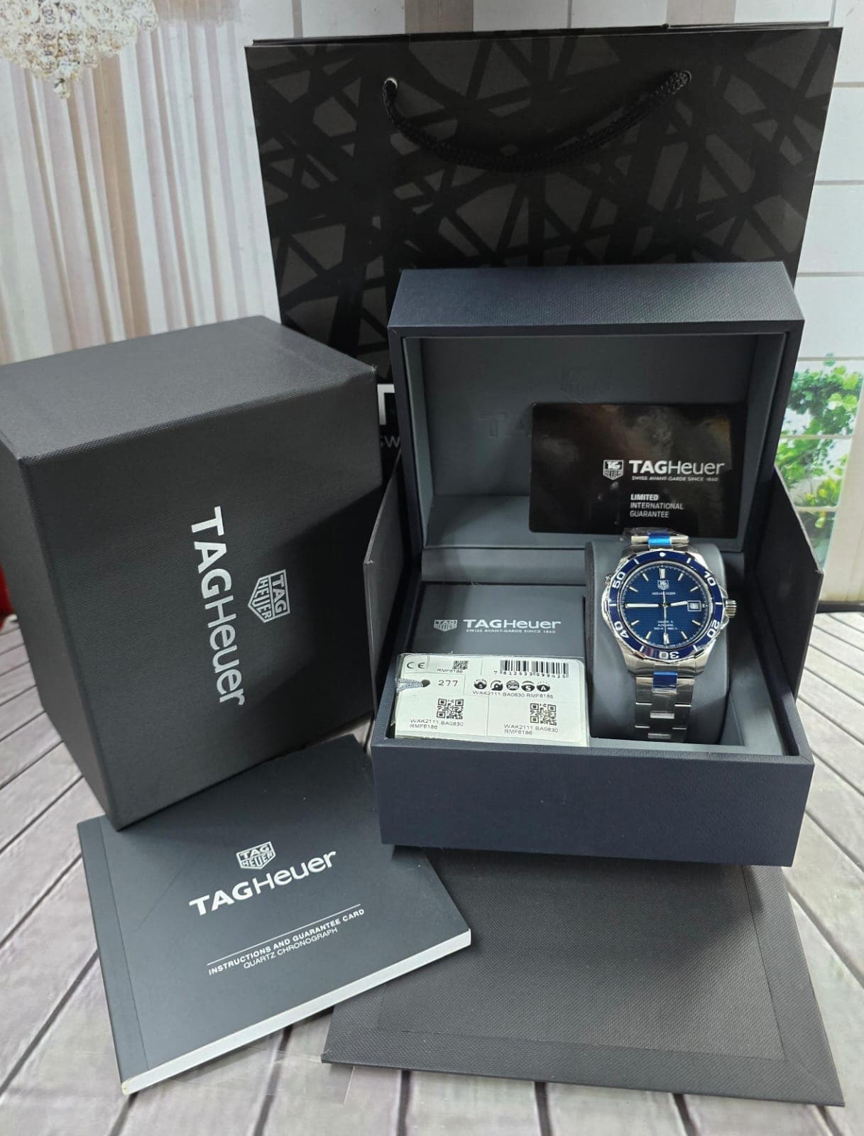 Gambar dari Tag Heuer Aquaracer WAK2111.BA0830 Calibre 5 Automatic Ceramic Blue Dial