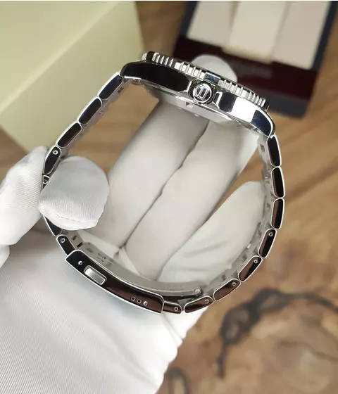 Gambar dari Tag Heuer Aquaracer WAK2110.BA0830 Calibre 5 Automatic Ceramic Black Dial