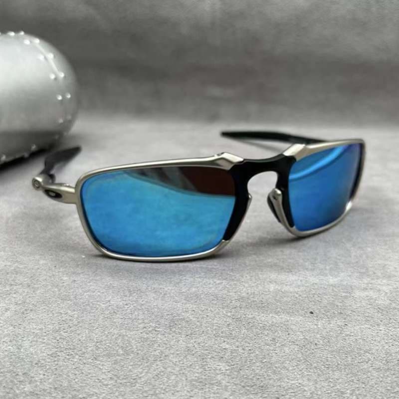 Gambar dari Oakley Badman 006020-03 Polarized Blue Lenses Outdoor Sports Glasses