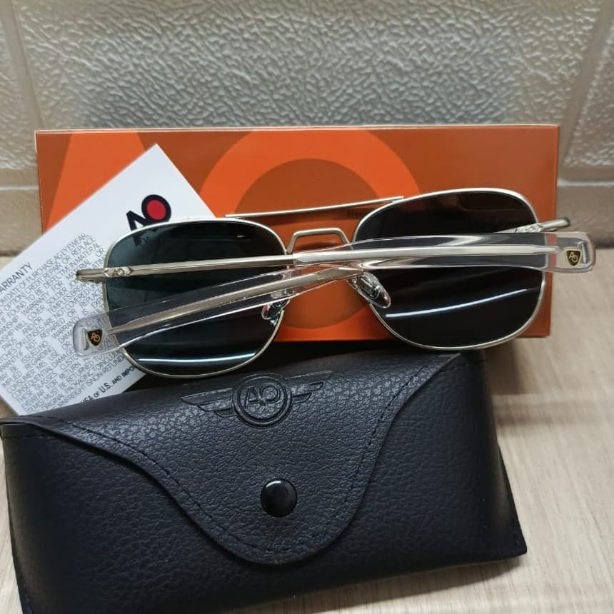 Gambar dari Kacamata Original American Optical (AO) Eyewear Model Pilot Frame Silver