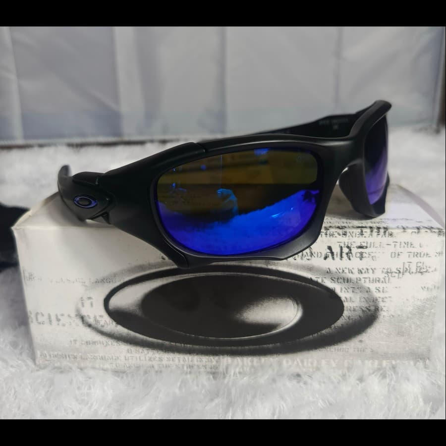 Gambar dari Oakley Pit Boss II Sunglasses Matte Black Frame Polarized Deep Blue Lenses